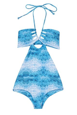 Cloudbreak One Piece in Underwater Sea